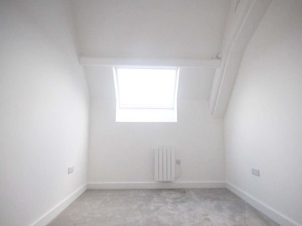 2 bedroom apartment To Let in Barnoldswick - IMG_7226.jpg